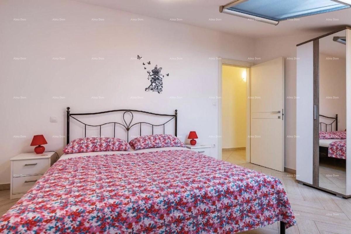 Una bellissima villa con piscina a Dignano è in vendita