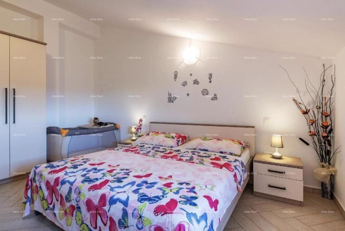 Una bellissima villa con piscina a Dignano è in vendita