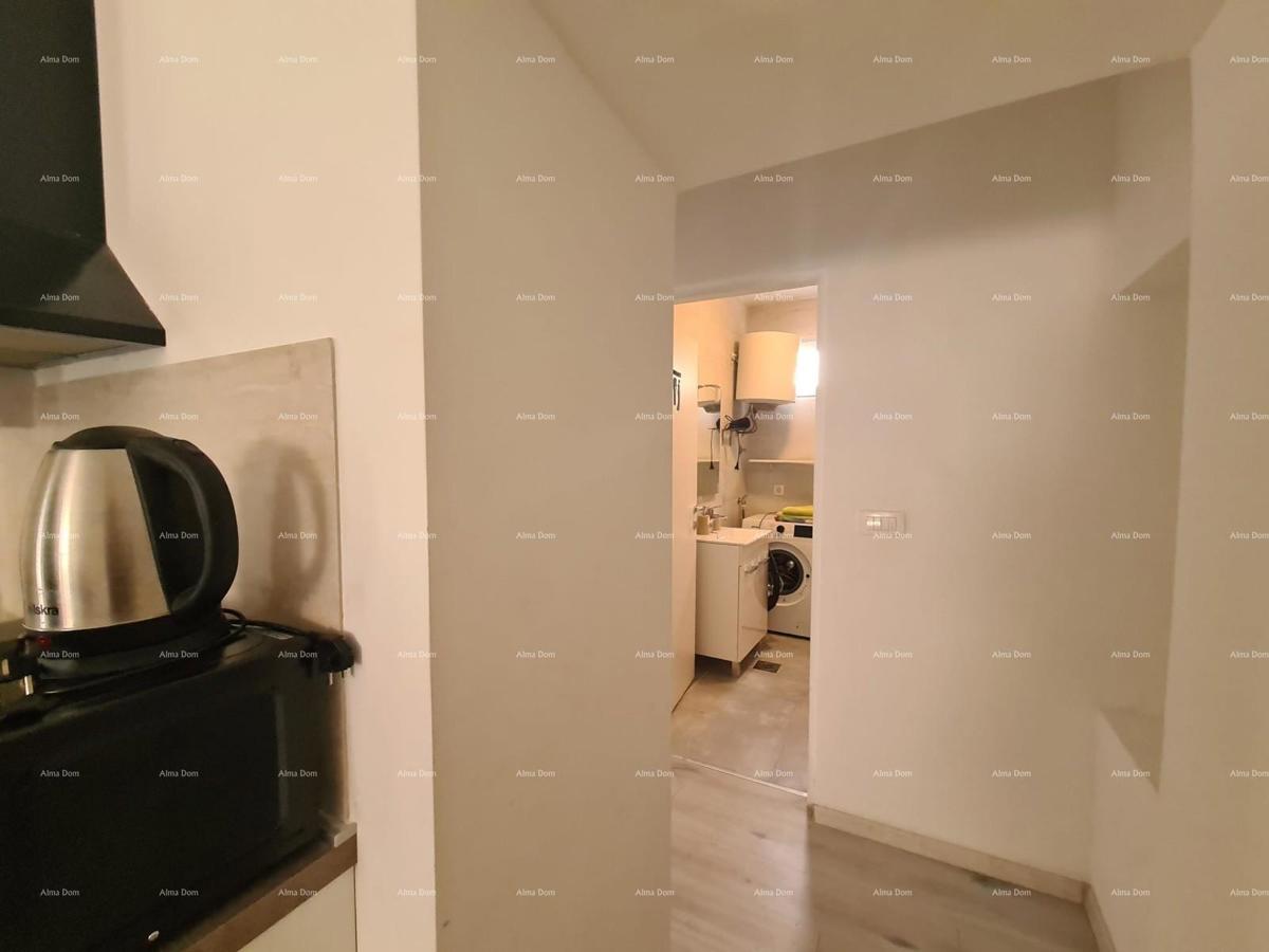 In vendita appartamento con due appartamenti – Pola