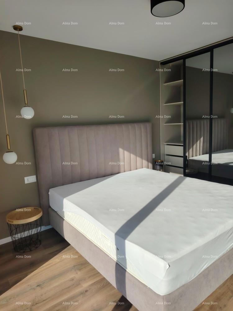 Eccellente appartamento trilocale con vista mare, arredato