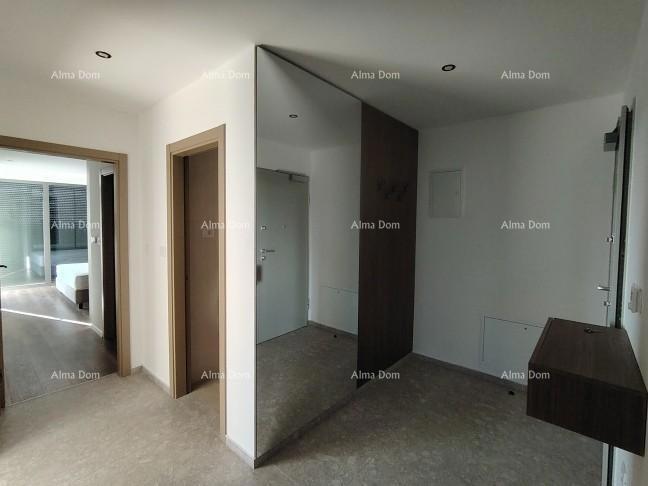 Eccellente appartamento trilocale con vista mare, arredato