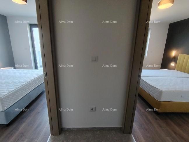 Eccellente appartamento trilocale con vista mare, arredato