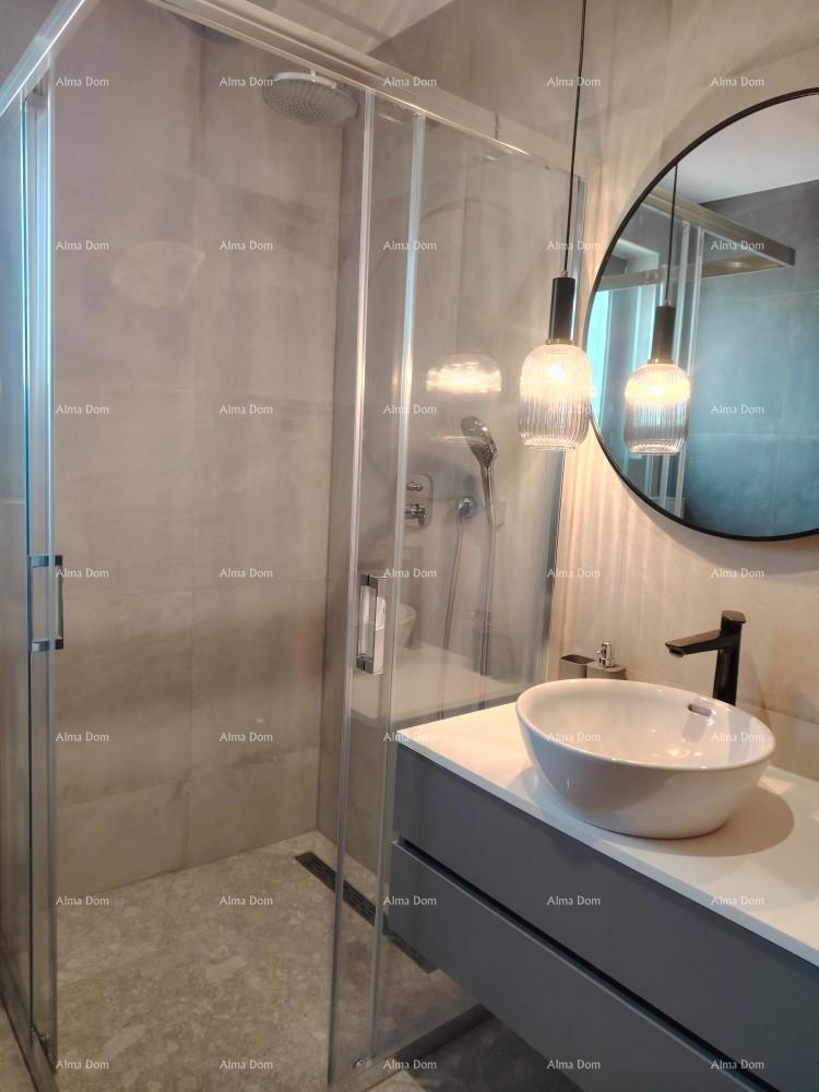 Eccellente appartamento trilocale con vista mare, arredato