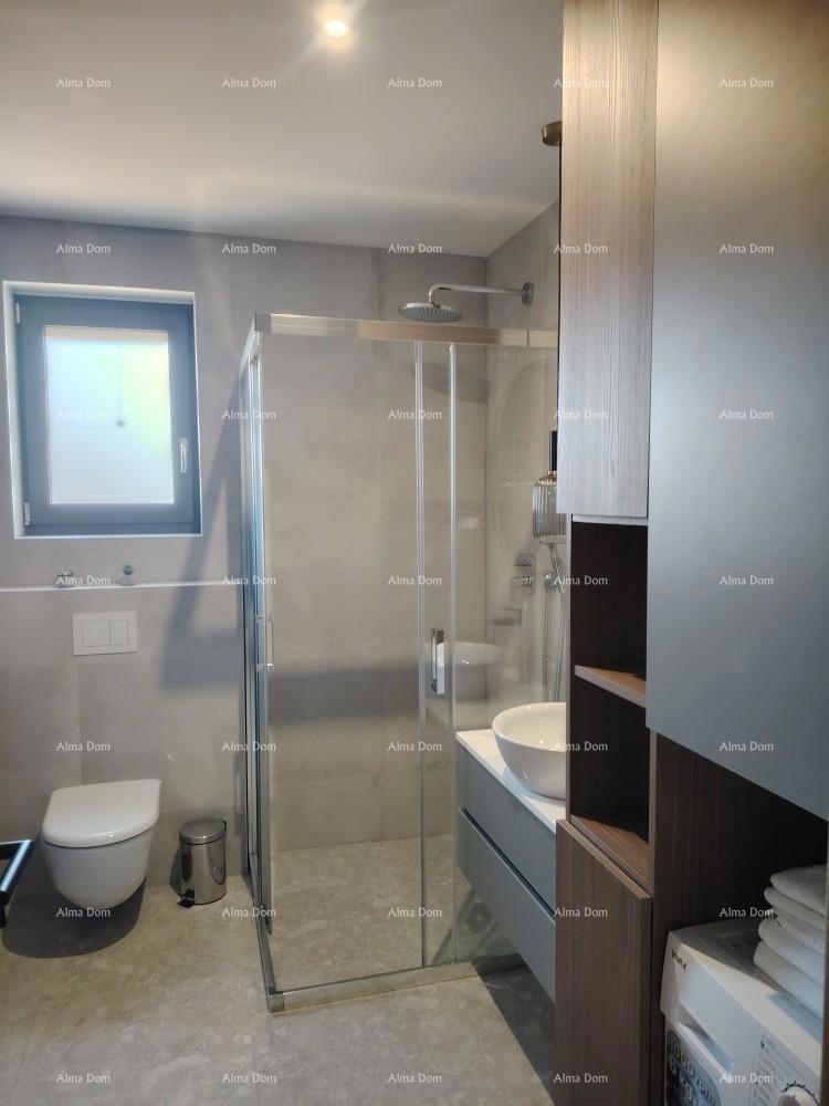 Eccellente appartamento trilocale con vista mare, arredato