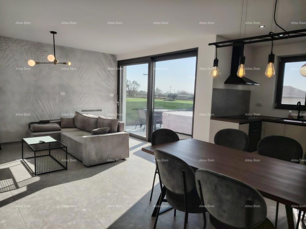 Eccellente appartamento trilocale con vista mare, arredato