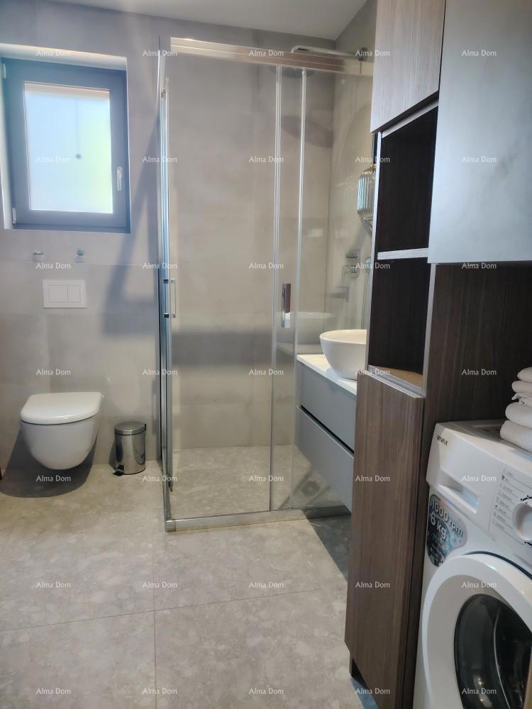 Eccellente appartamento trilocale con vista mare, arredato