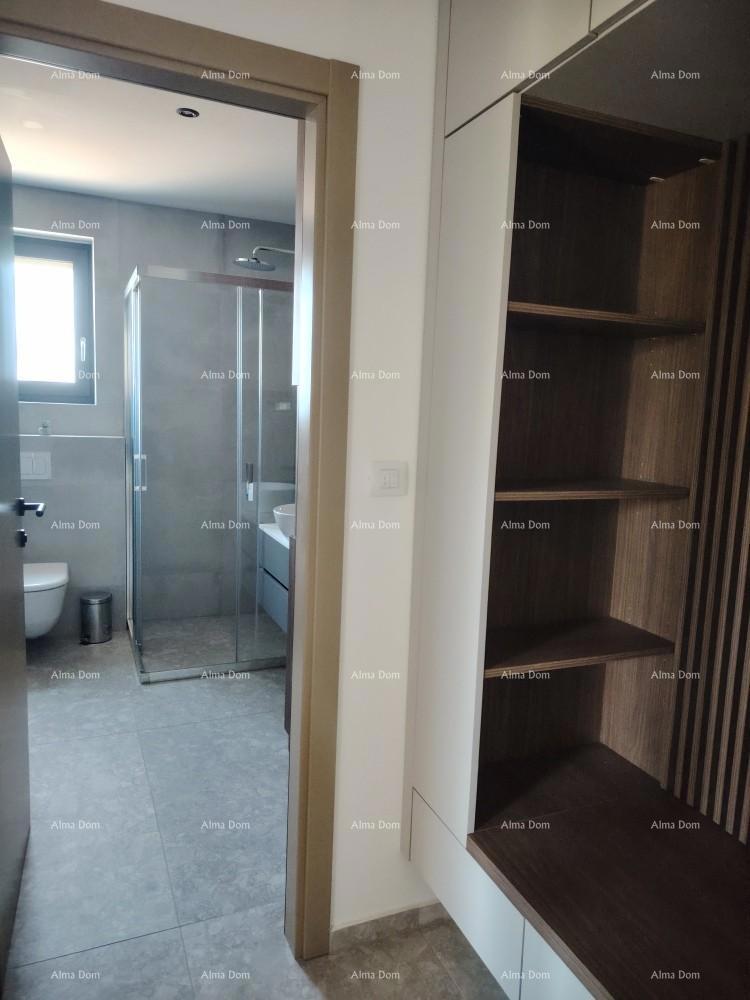 Eccellente appartamento trilocale con vista mare, arredato