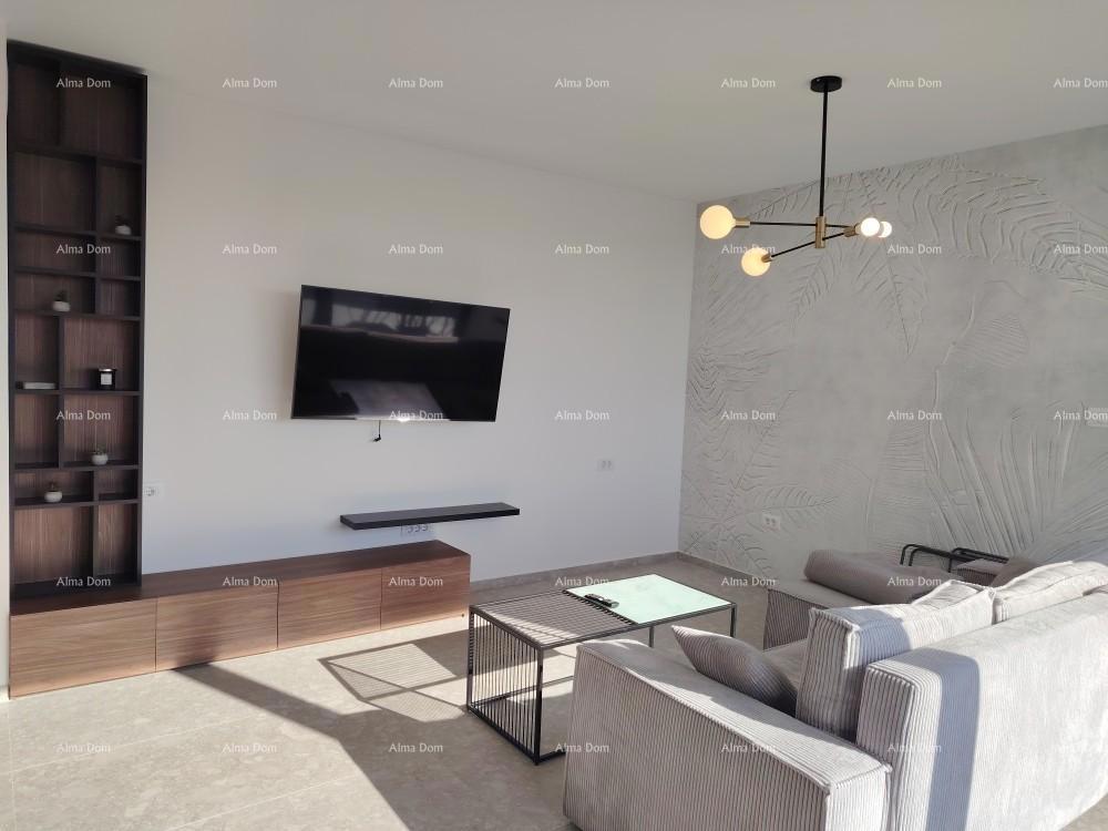 Eccellente appartamento trilocale con vista mare, arredato