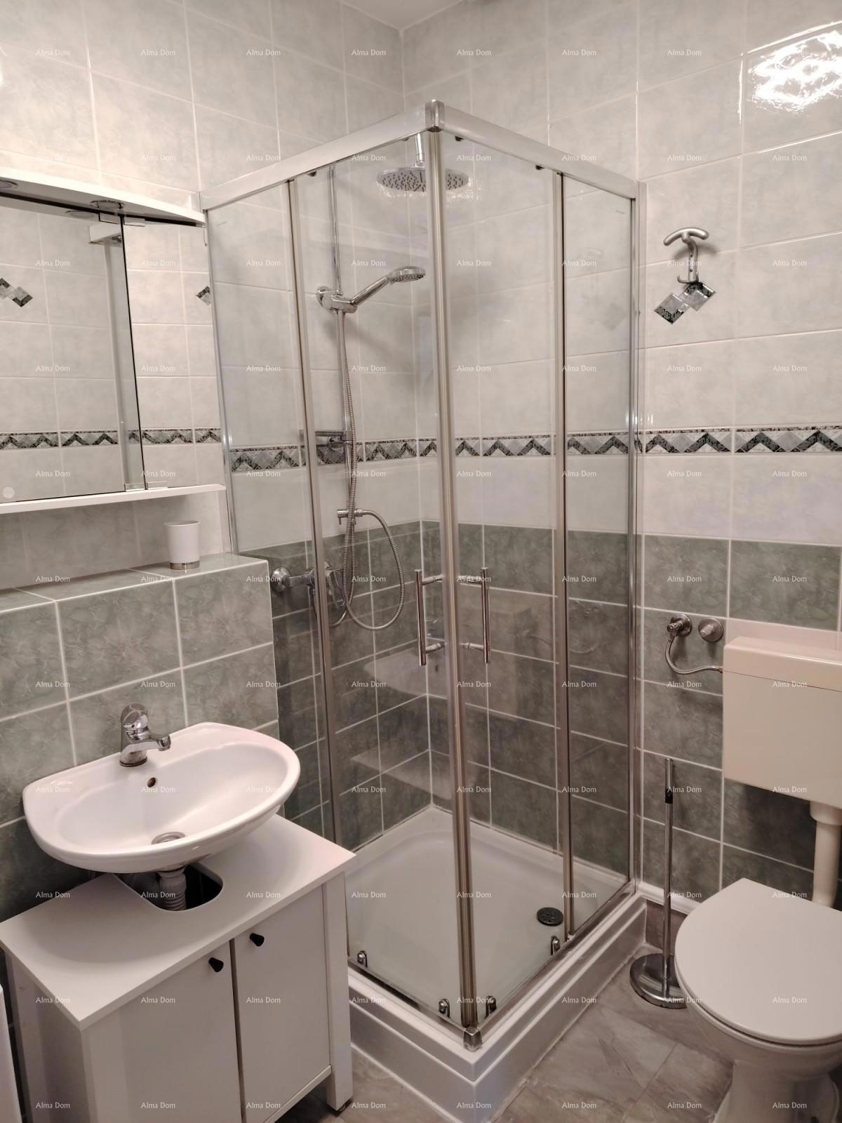 Medulin, Burle, appartamento a 50 m dal mare con vista!