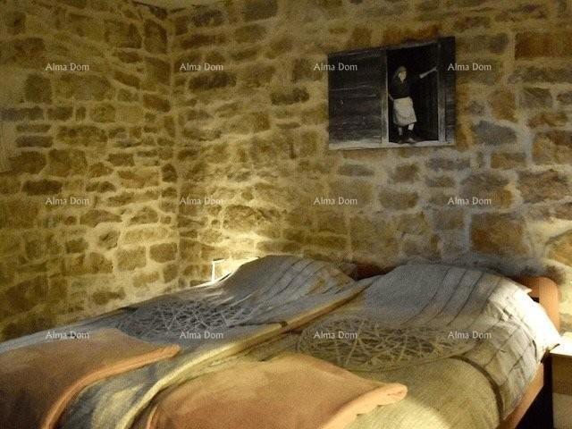 Kamena villa con appartamento aggiuntivo e cantina, Sveti Lovreč