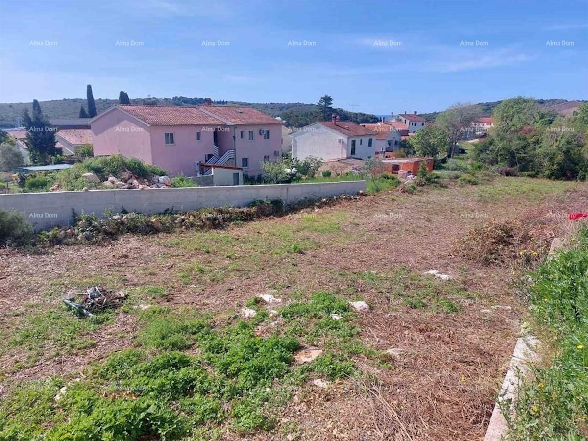 Terreno edificabile in vendita a Banjole.