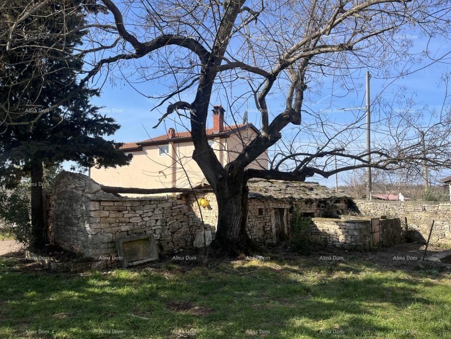 Vecchia casa di pietra in Istria, Buie