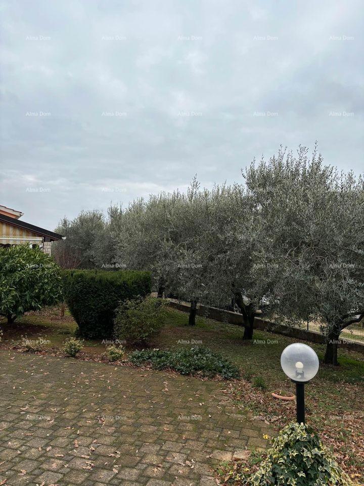 Casa a un piano in vendita, vicino a Loborika