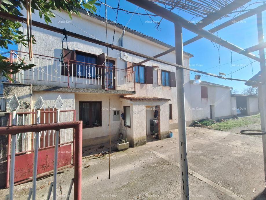 Vendita casa in pietra con fienile e cortile, vicino a Canfanaro!