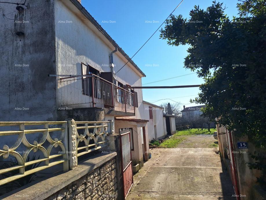 Vendita casa in pietra con fienile e cortile, vicino a Canfanaro!