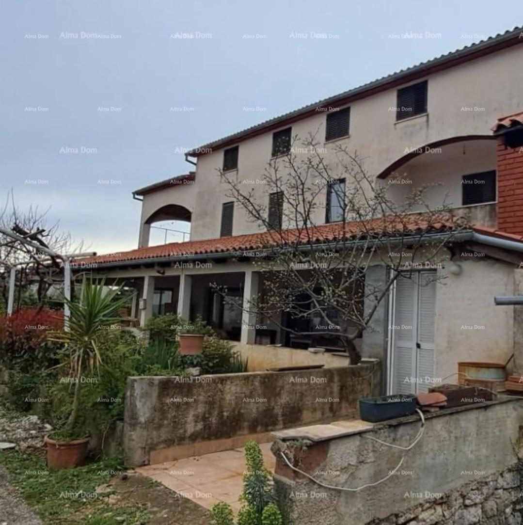 Vendiamo la casa a 3 km da Parenzo.