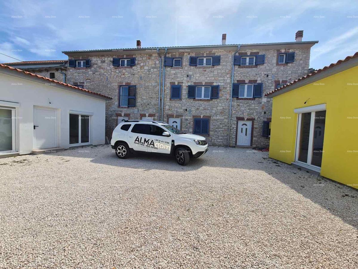 Ristrutturata casa in pietra con piscina – tranquillo villaggio vicino a Svetvinčenat