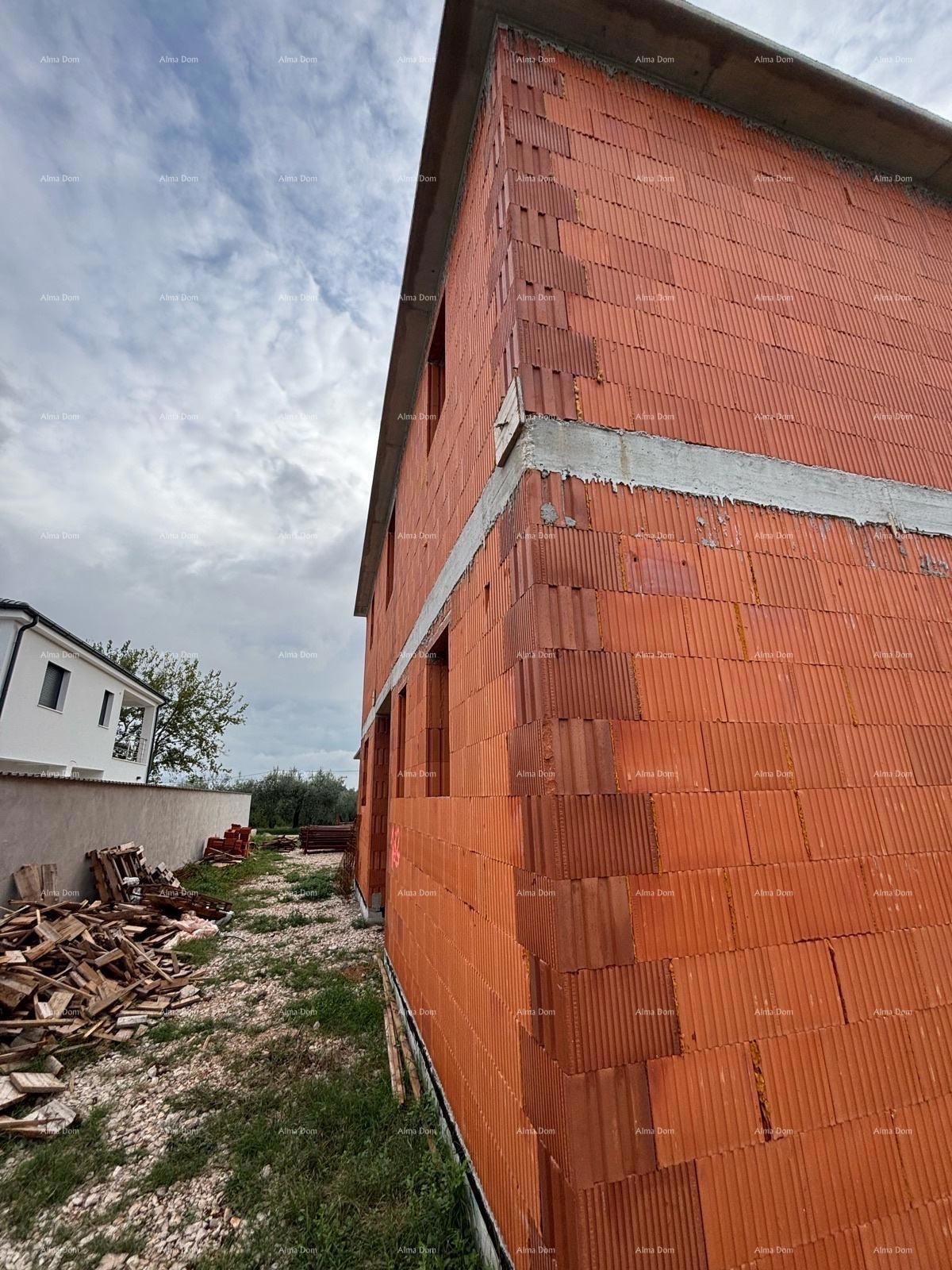 Vendita di una casa in costruzione con bella vista panoramica, Umago!