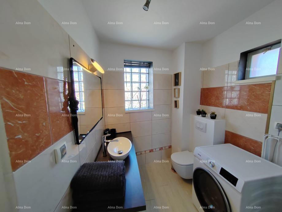 ROVINJ – Appartamento su due piani di 50 m² in centro, con 2 monolocali