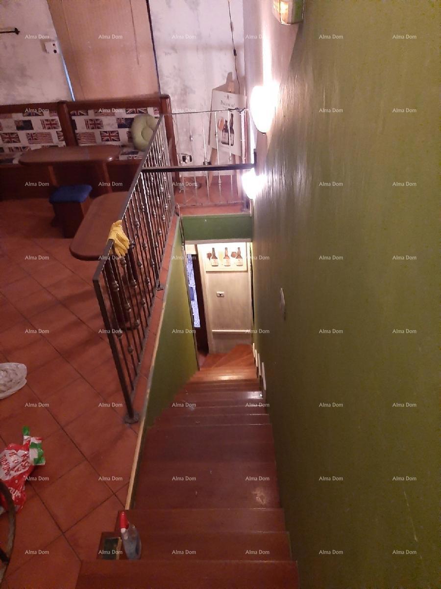 ROVIGNO - centro! spazio commerciale