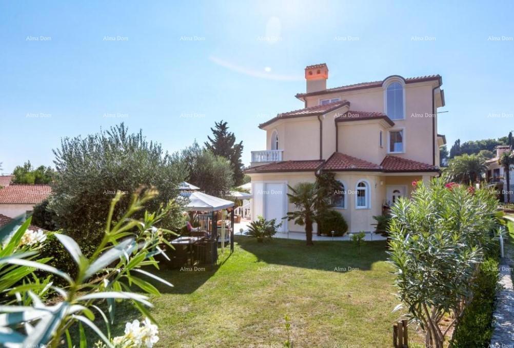 Casa con appartamenti e piscina a Premantura – vista mare!