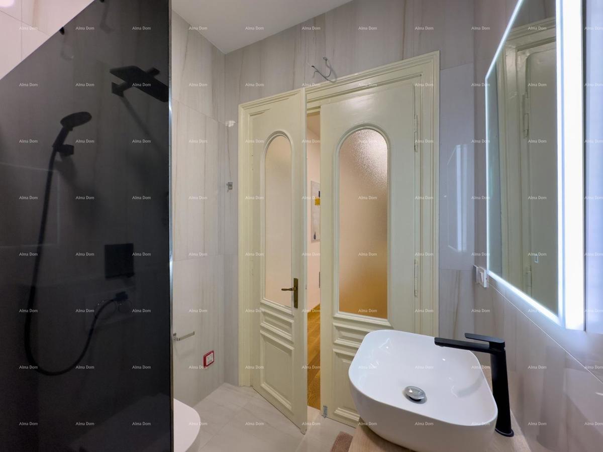 Bellissimo appartamento ristrutturato in pieno centro, sul mercato cittadino