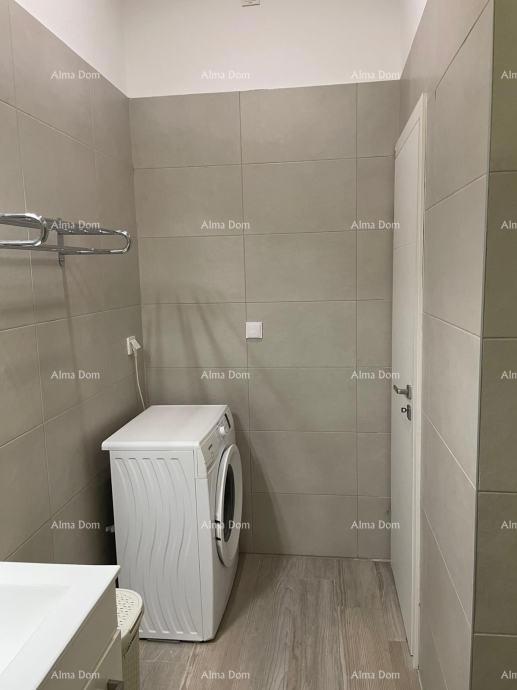 Pula – Ristrutturato appartamento a Veruda, posizione ideale vicino al mare e al centro