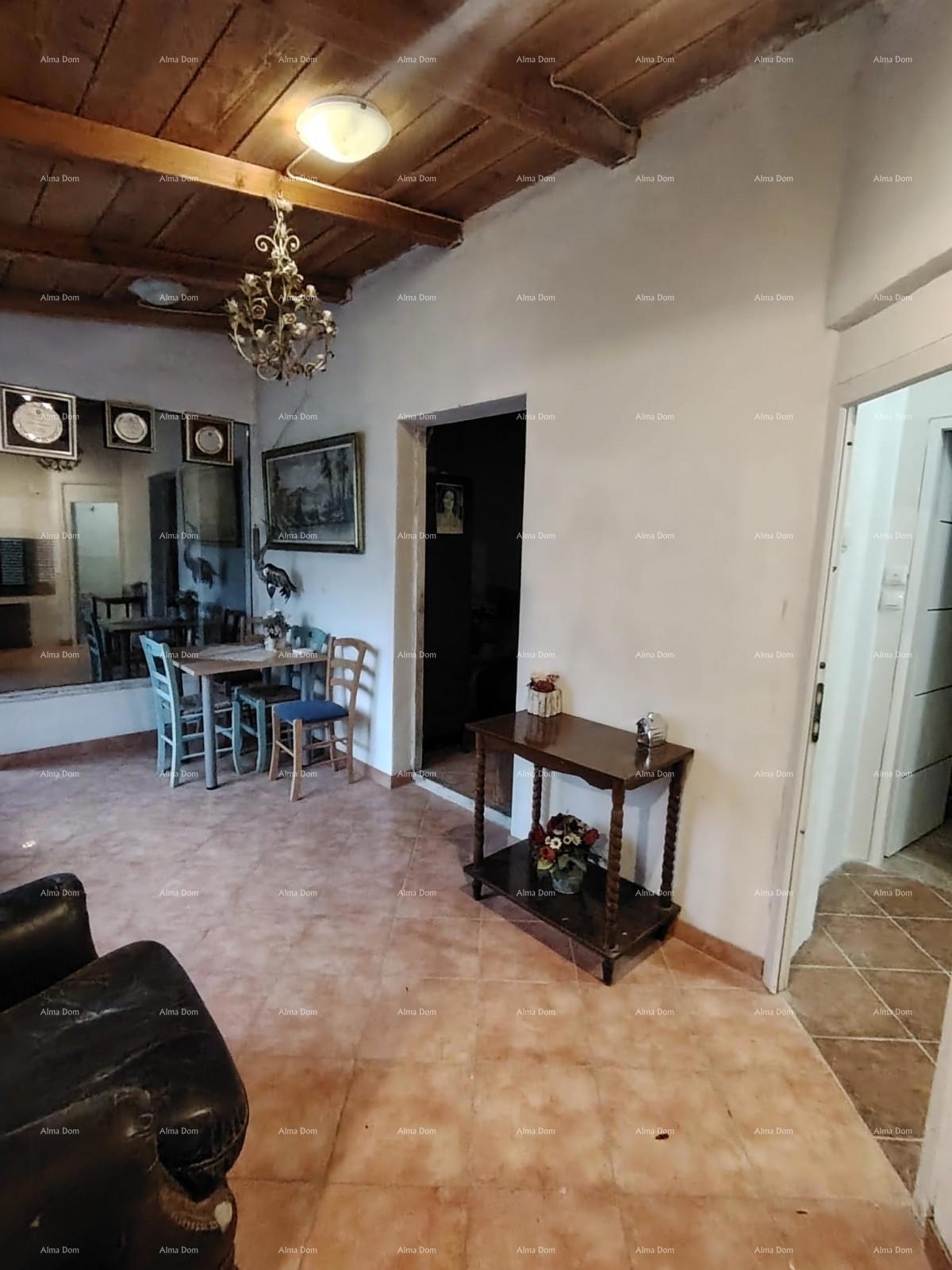 Casa in vendita, 95 m2, 1800 m dal mare, Umago