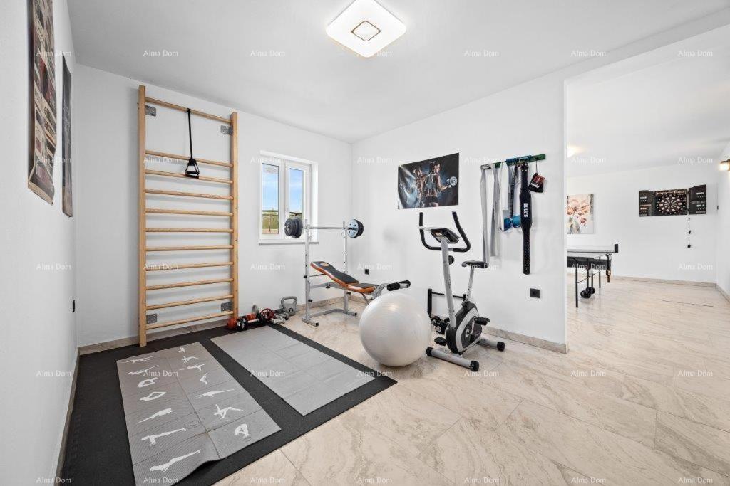 Lussuosa villa con piscina in vendita – Istria, dintorni di Barbana