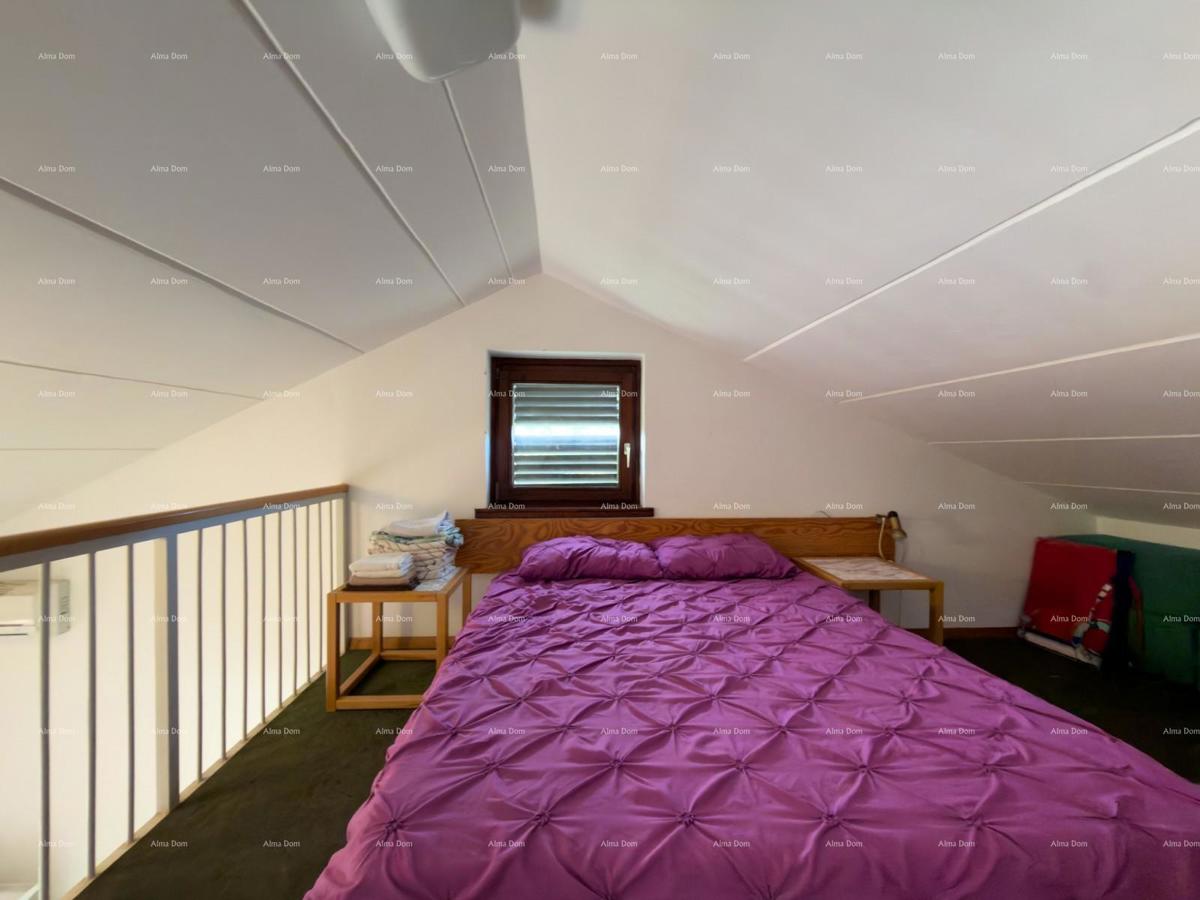 Appartamento con galleria e vista mare – Duga Uvala, 100 m dalla spiaggia