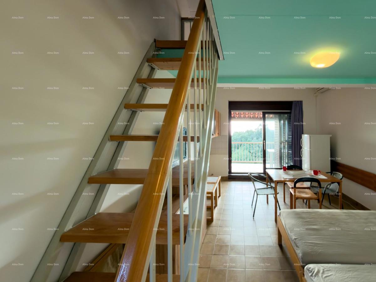 Appartamento con galleria e vista mare – Duga Uvala, 100 m dalla spiaggia