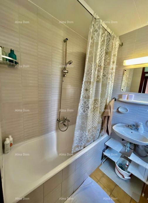 Appartamento con galleria e vista mare – Duga Uvala, 100 m dalla spiaggia