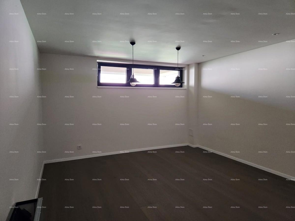 Casa di lusso a Umago, 300 m dal mare - perfetta per famiglie con comfort moderni