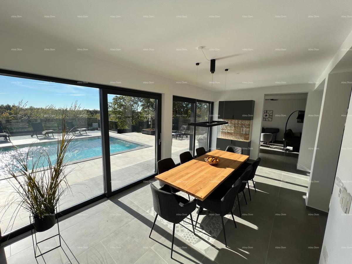 Villa di design moderno con piscina in vendita, Svetvinčenat!