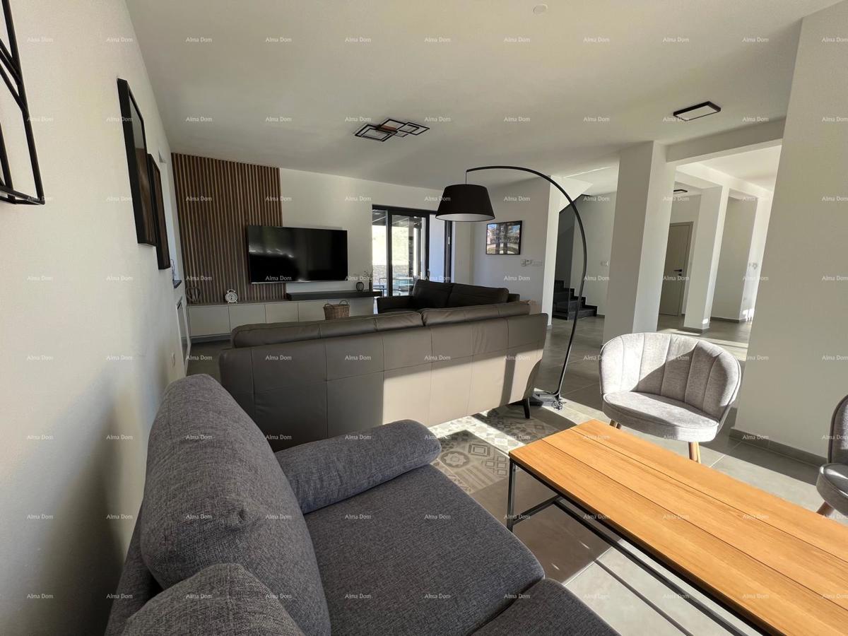 Villa di design moderno con piscina in vendita, Svetvinčenat!