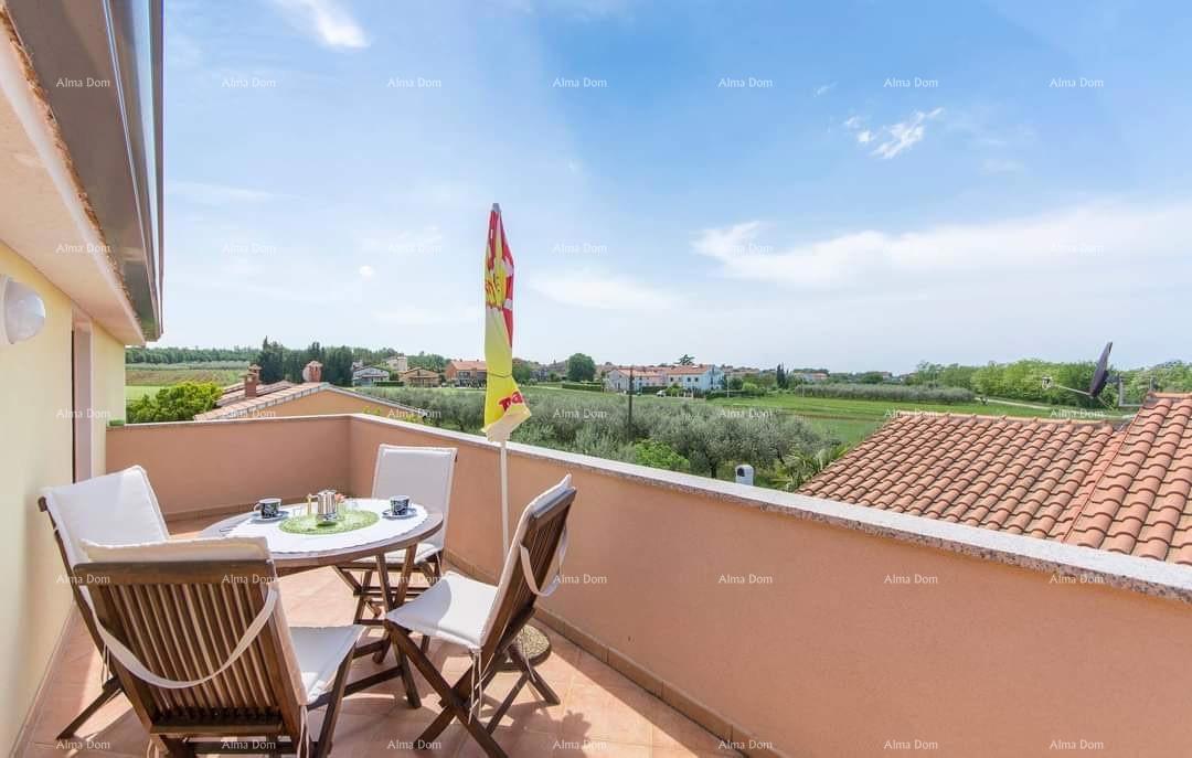 Casa con piscina a Poreč!