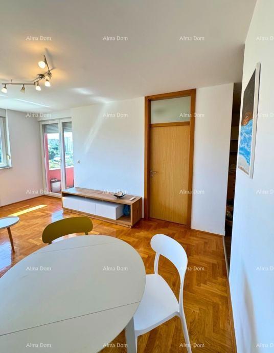 In vendita appartamento con garage – Šijana, Pola