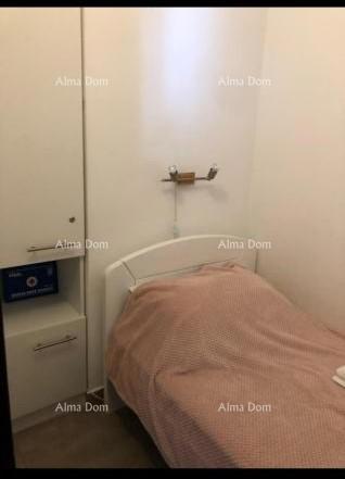 In vendita appartamento ristrutturato nel centro di Červar Porta – 50 m dal mare