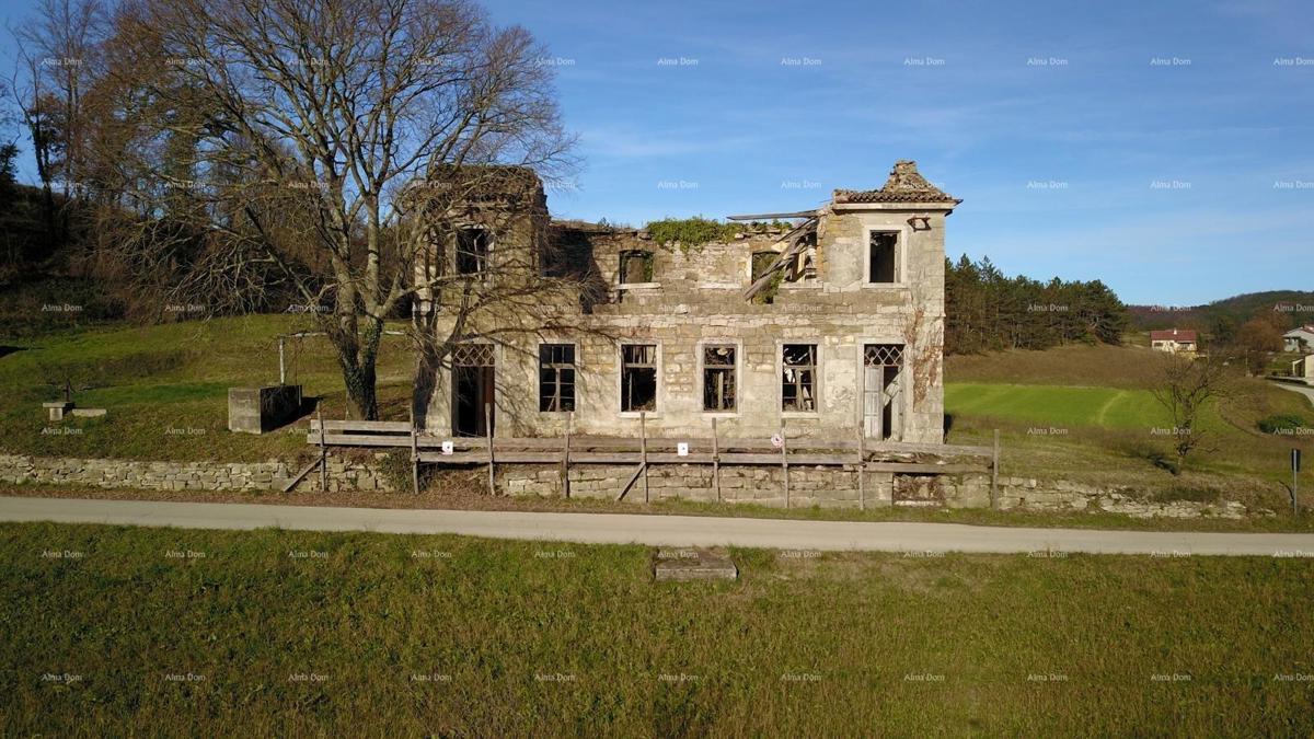 Vendita - casa in pietra istriana in fase di ristrutturazione, Cerovlje!