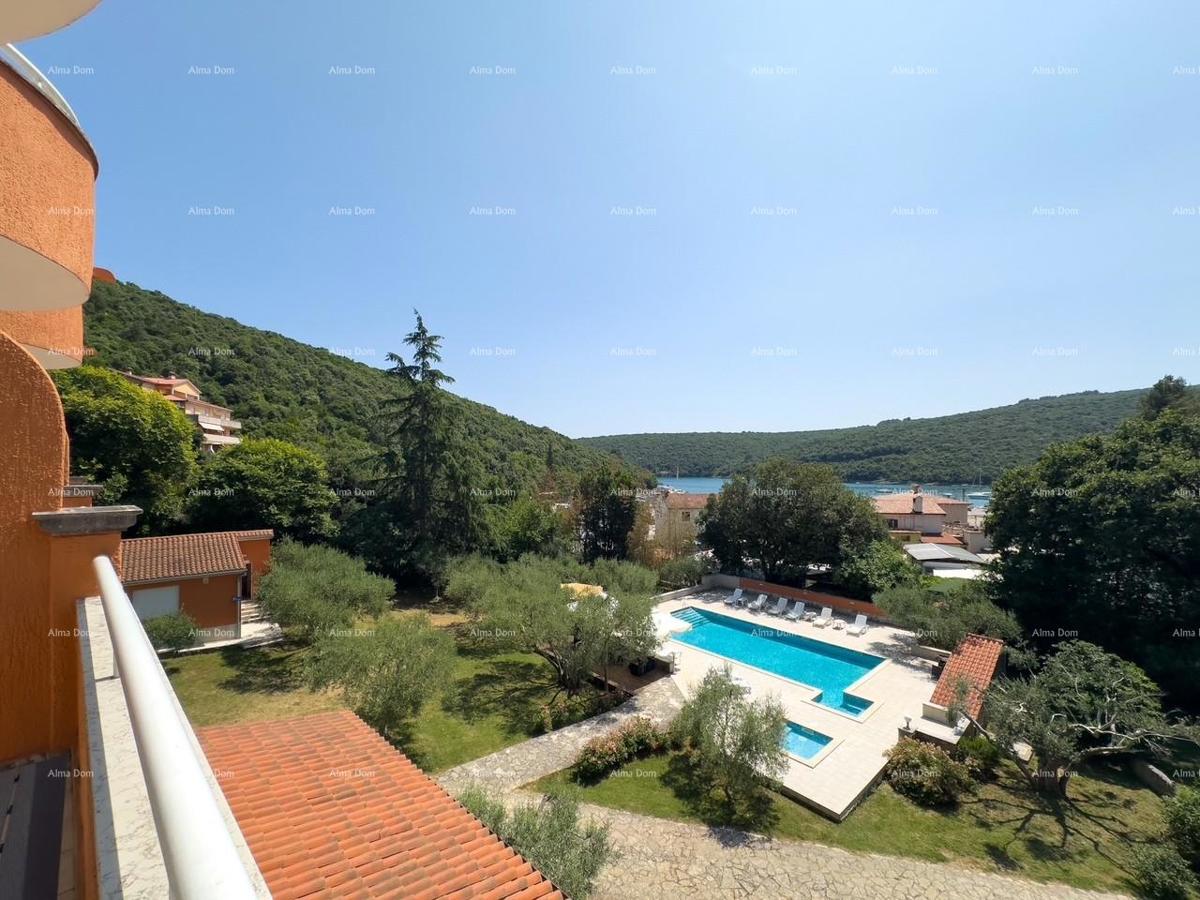 Investimento da sogno: affascinante hotel a Krnica, a 200 m dal mare