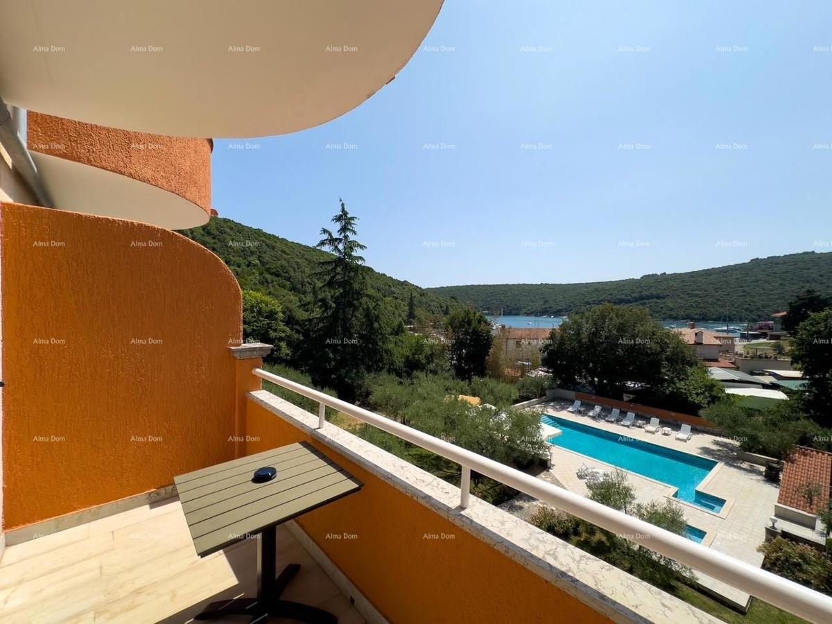 Investimento da sogno: affascinante hotel a Krnica, a 200 m dal mare