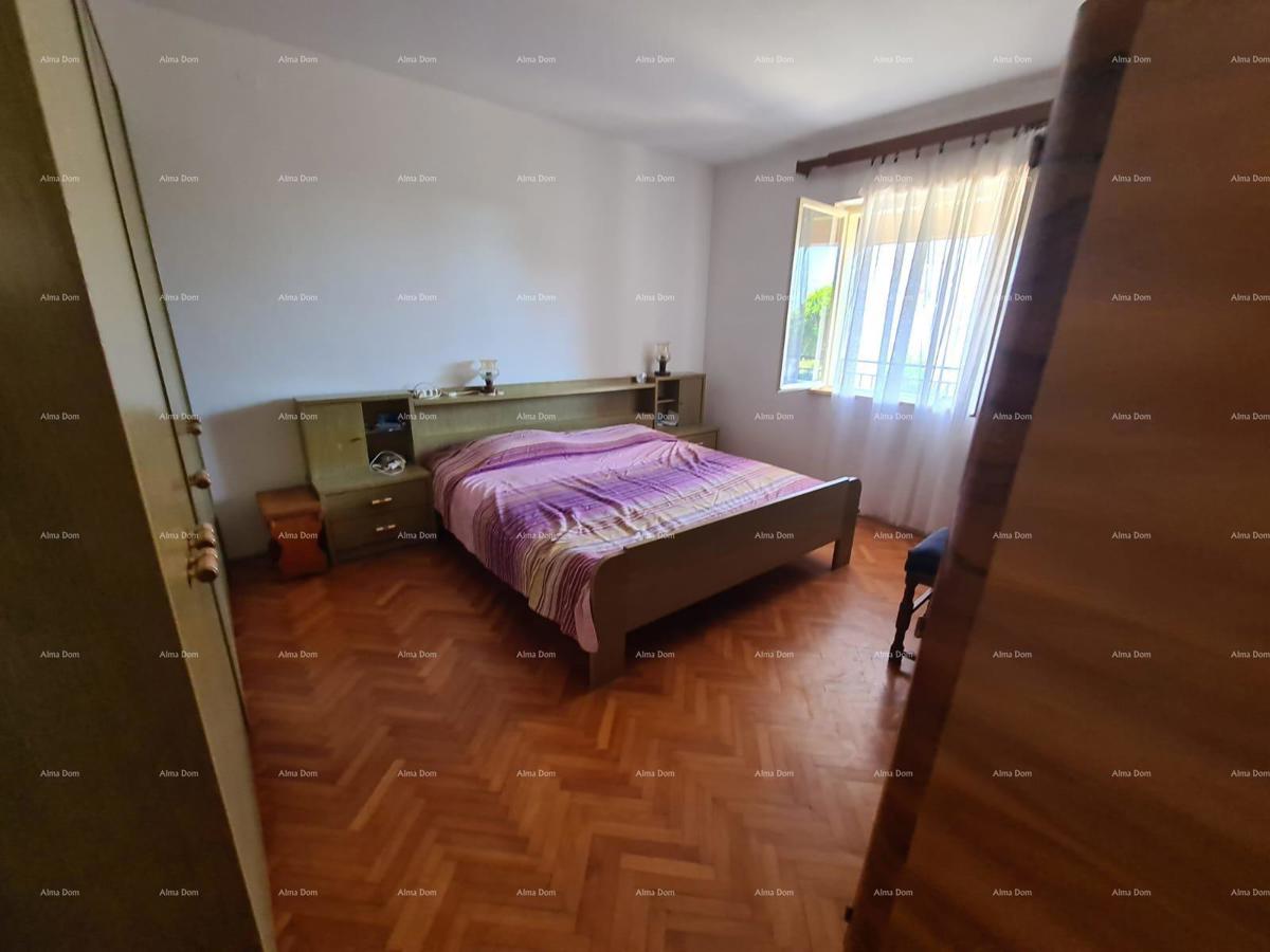 Vendita di una casa con due unità abitative, un edificio accessorio e un garage, Ližnjan!