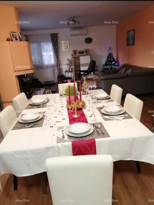 POREČ, Casa indipendente con piscina e 5 unità abitative