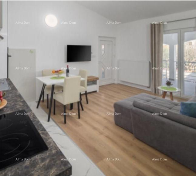 POREČ, Casa indipendente con piscina e 5 unità abitative