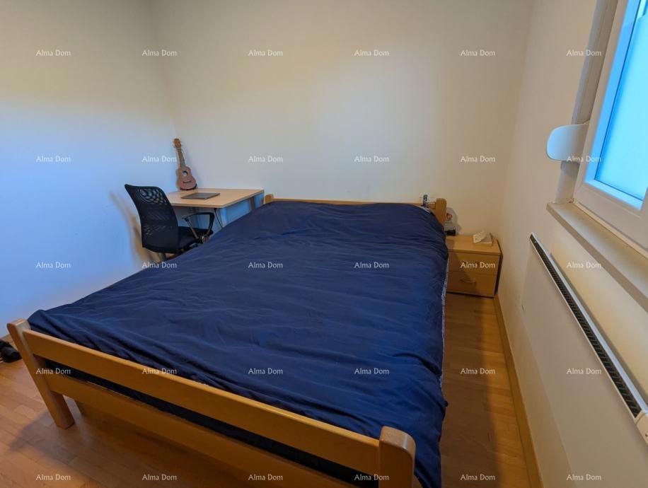 LABIN, Appartamento con vista mare e giardino