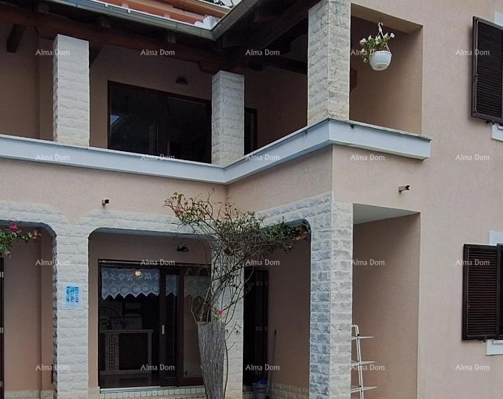 Bellissima casa familiare con vista mare – Veprinac, Opatija