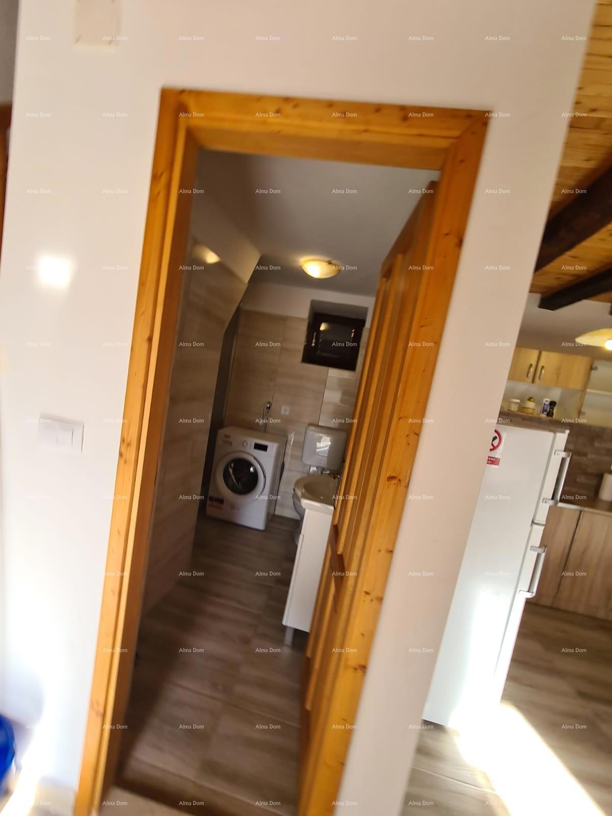 Vendita - Bellissima casa ristrutturata in Istria, nel centro di Marčana!