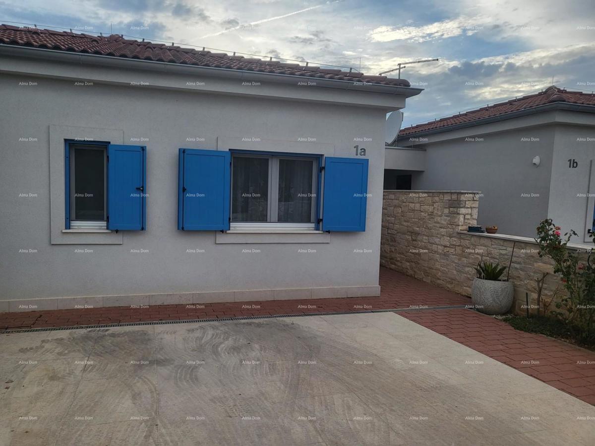 Cittanova, casa a un piano con piscina