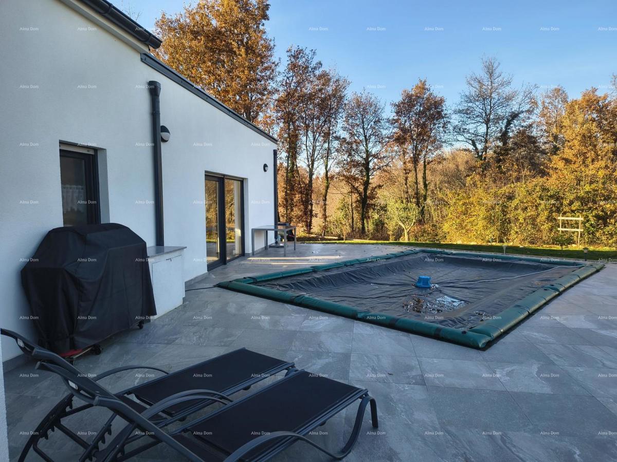 Casa unifamiliare con piscina!