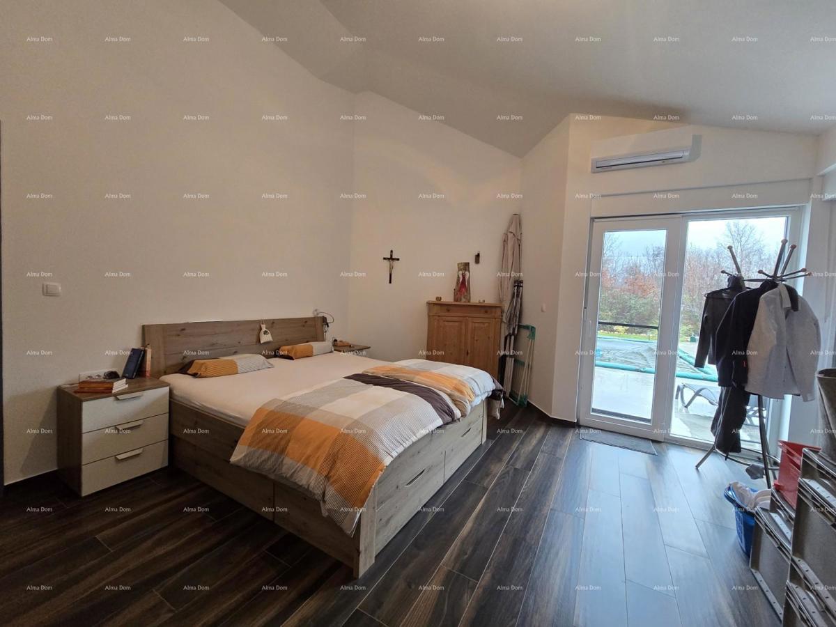 Casa unifamiliare con piscina!